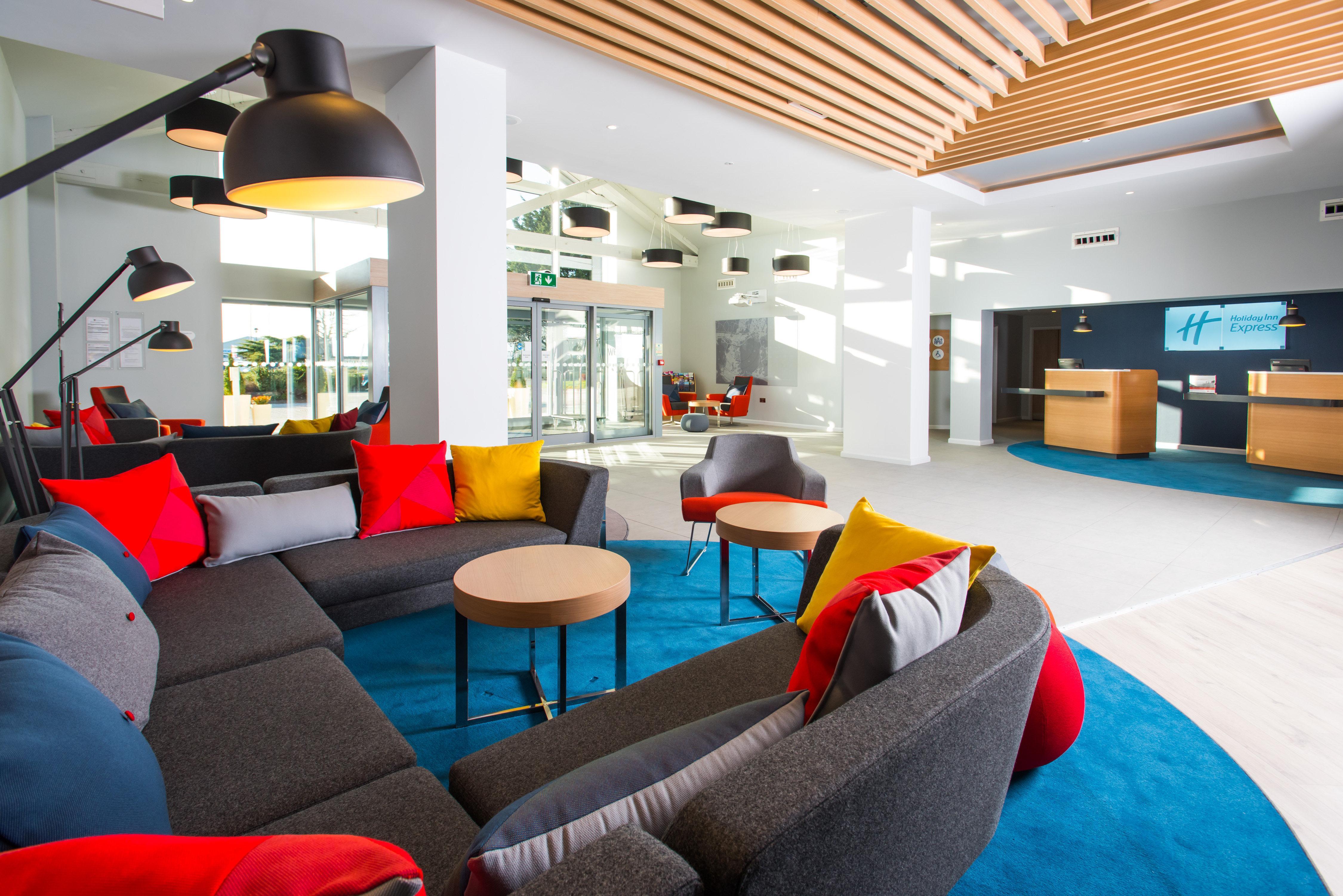 Holiday Inn Express Portsmouth - North By Ihg Buitenkant foto