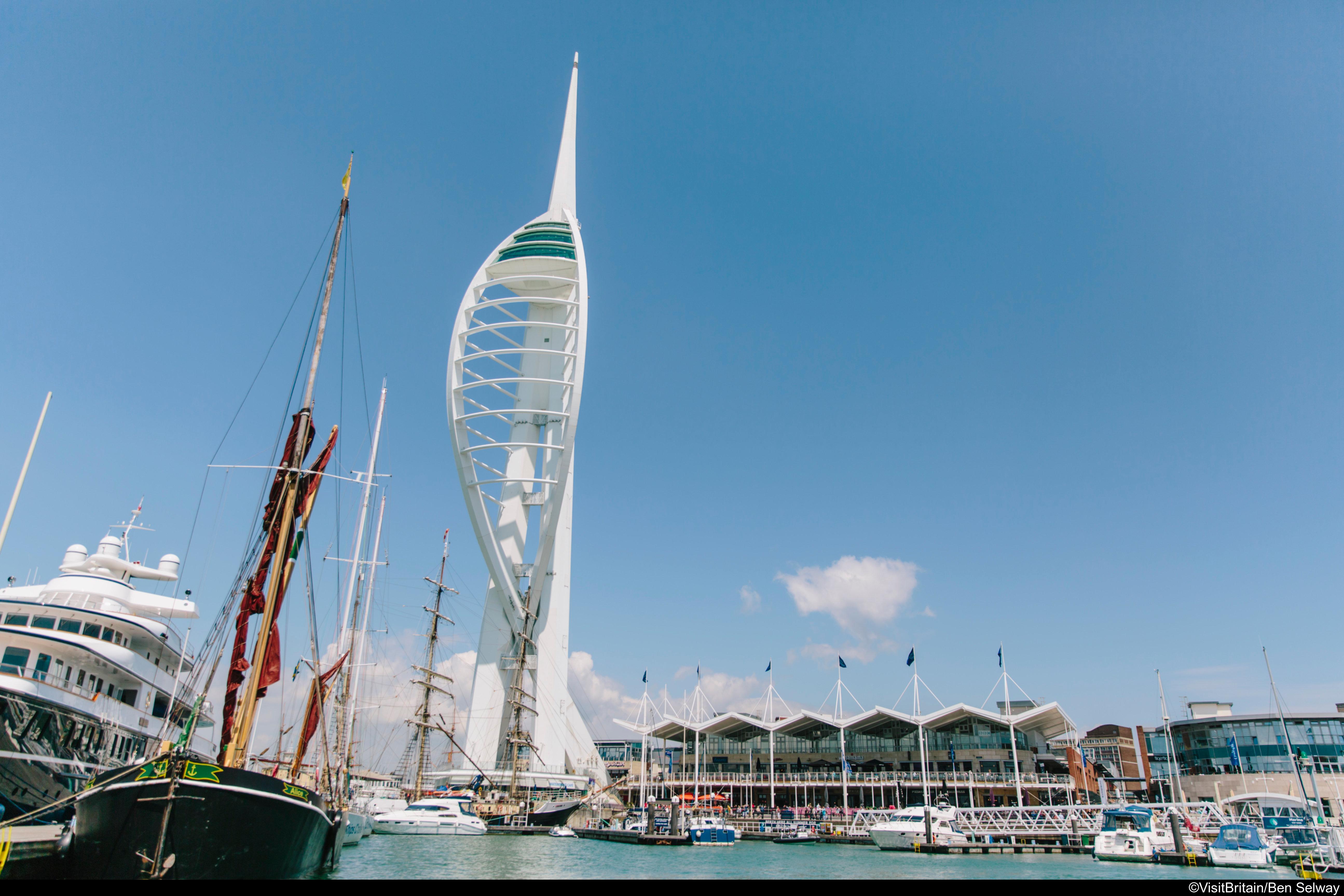 Holiday Inn Express Portsmouth - North By Ihg Buitenkant foto