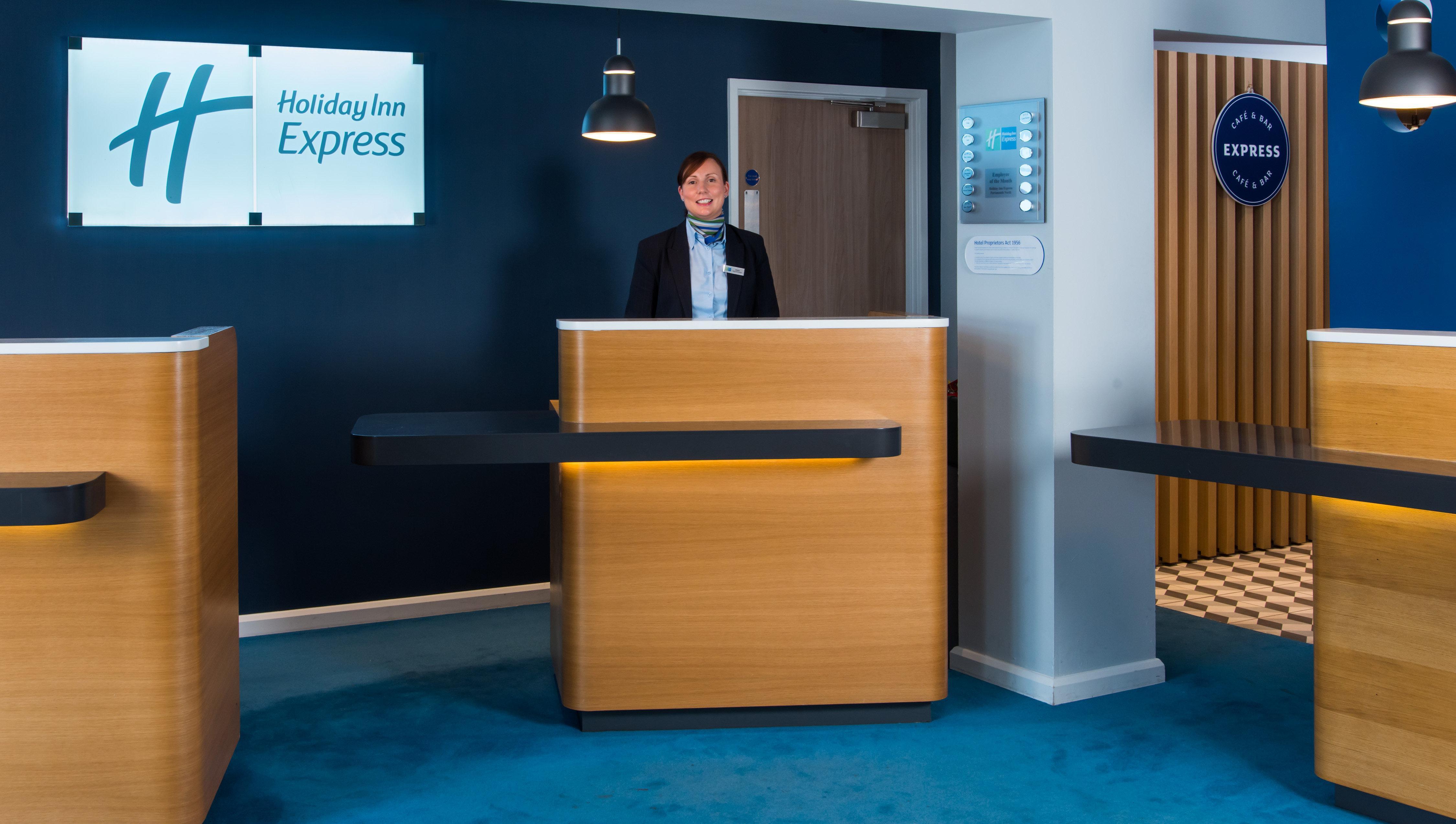 Holiday Inn Express Portsmouth - North By Ihg Buitenkant foto